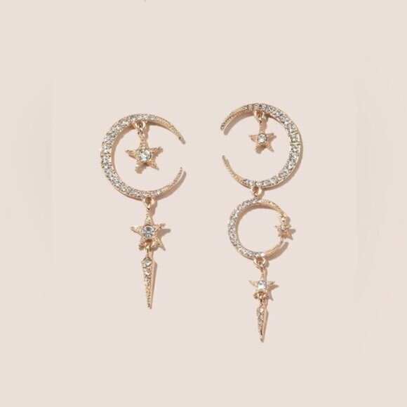 Free People Jewelry - Boho moon earrings N891